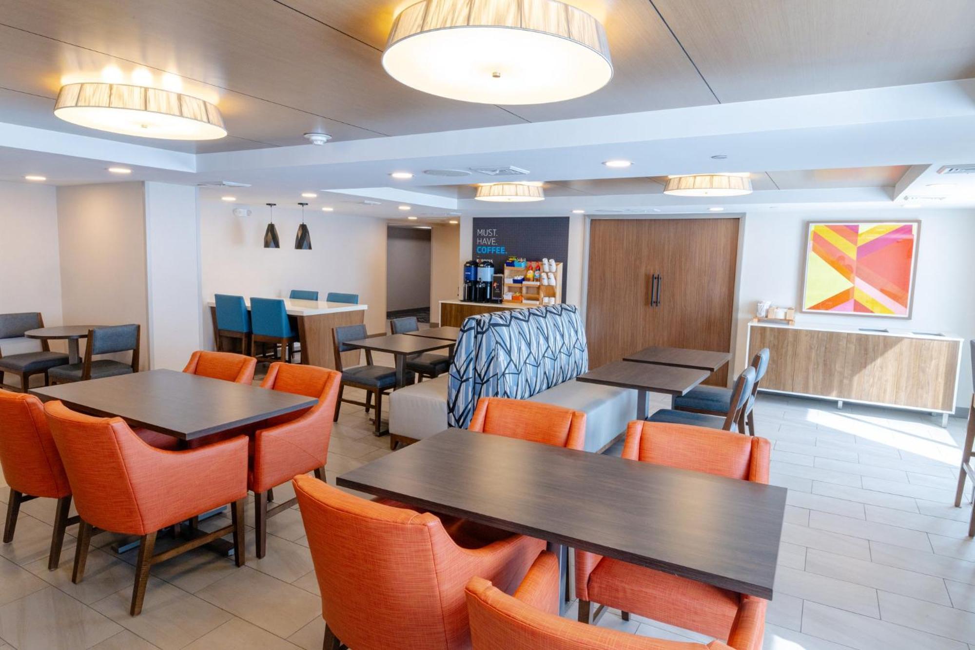 Holiday Inn Express - Neptune By Ihg Esterno foto