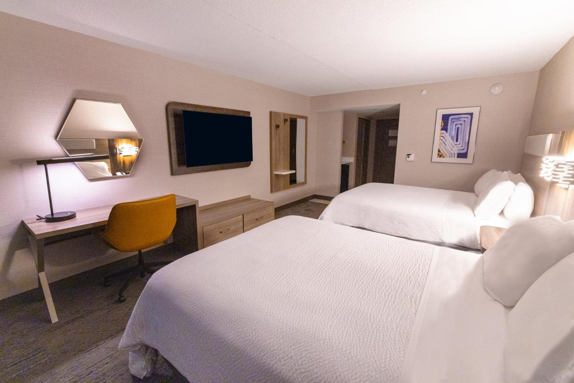 Holiday Inn Express - Neptune By Ihg Esterno foto